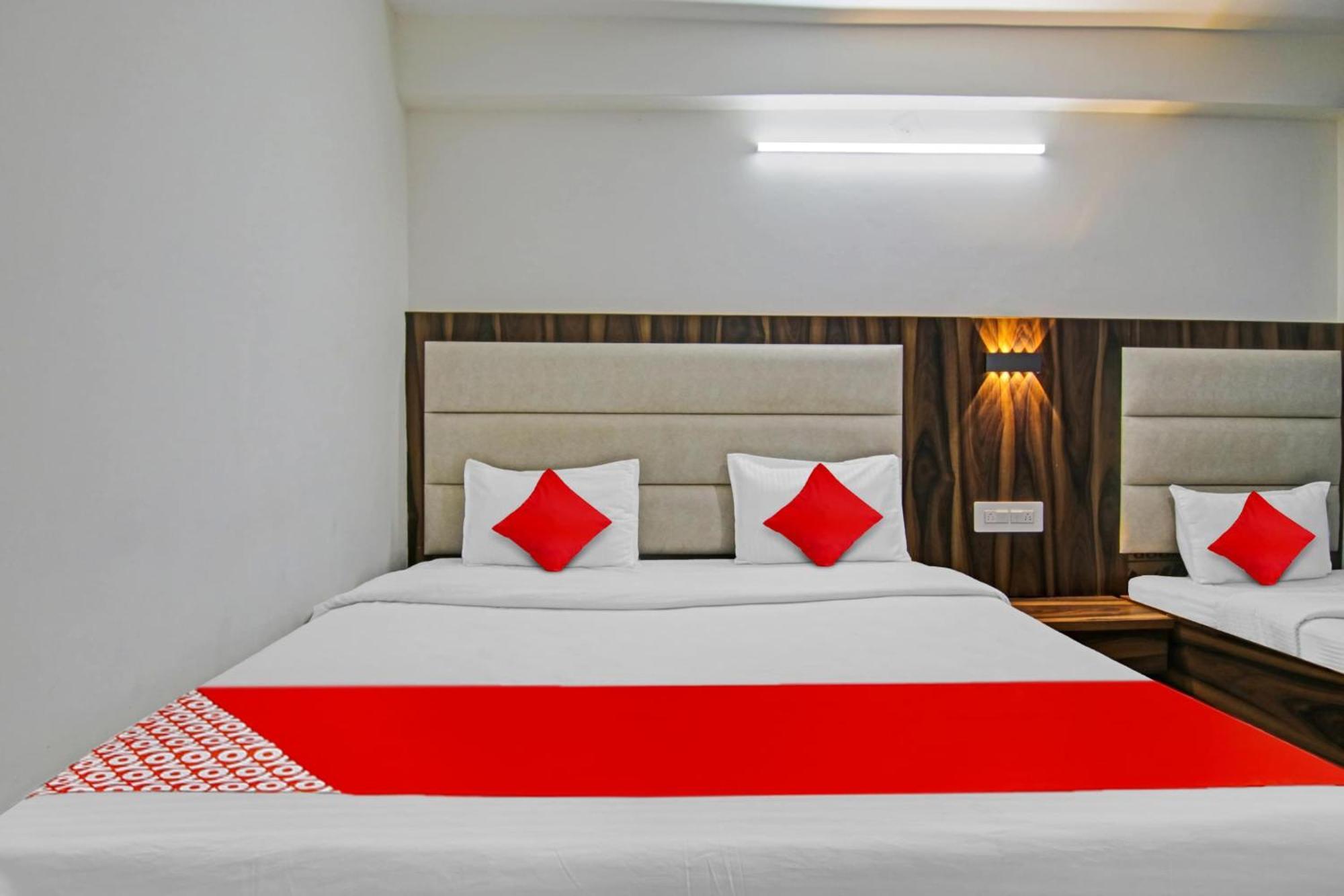 Hotel O Alfa Manāli Екстериор снимка